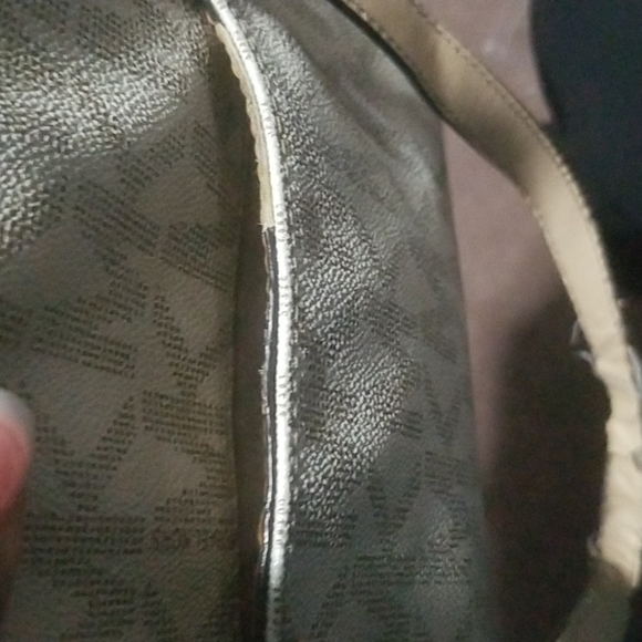 Large MK Tote - Picture 8 of 8